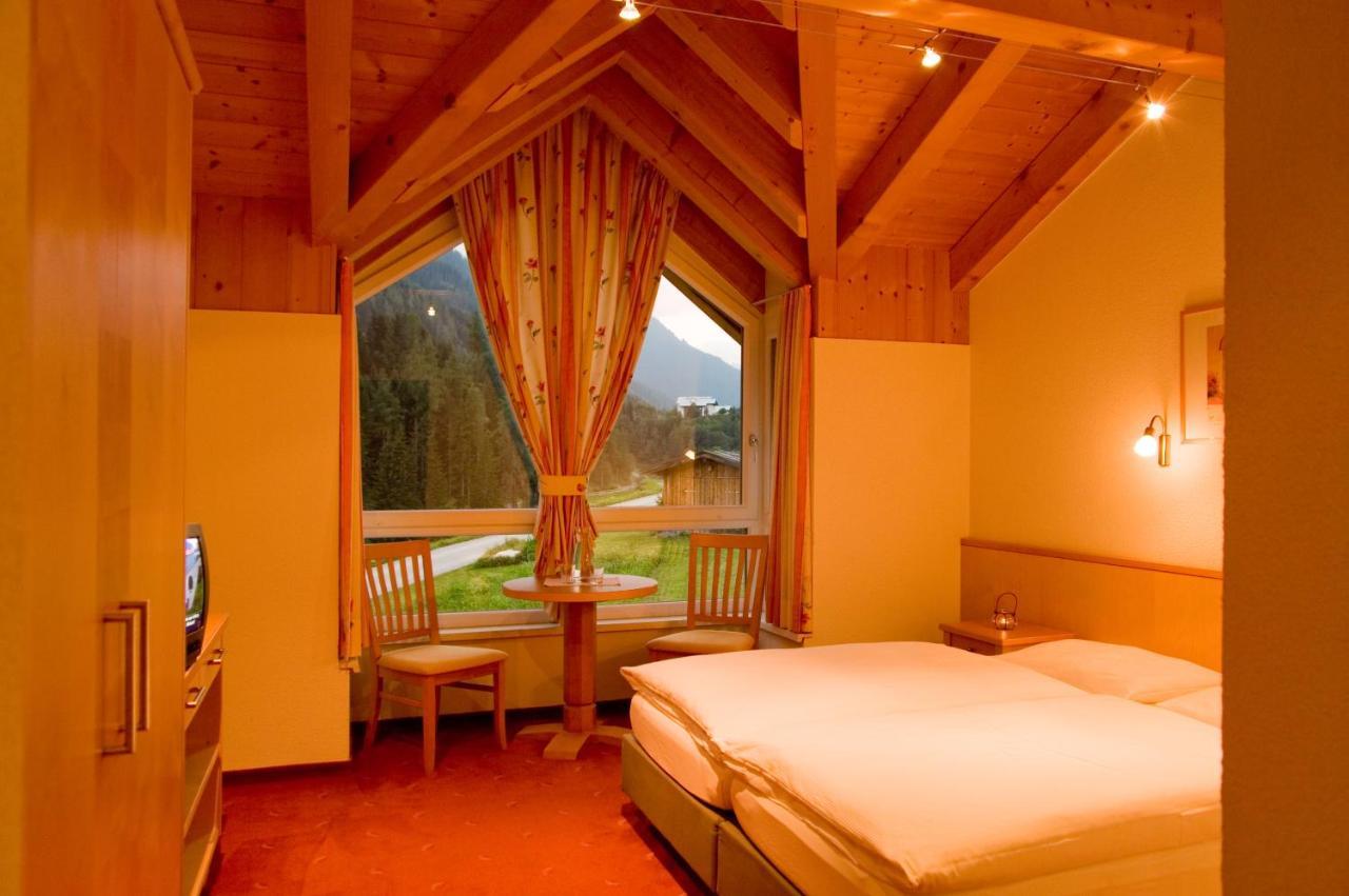 Adrian Bed and Breakfast Sankt Anton am Arlberg Exteriör bild